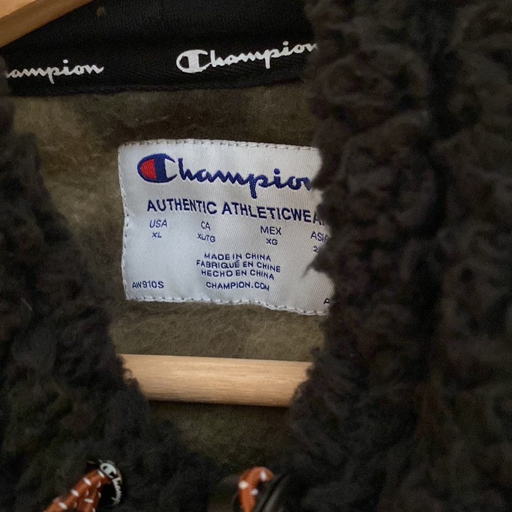 Fleece jacket - Picture 3 of 5